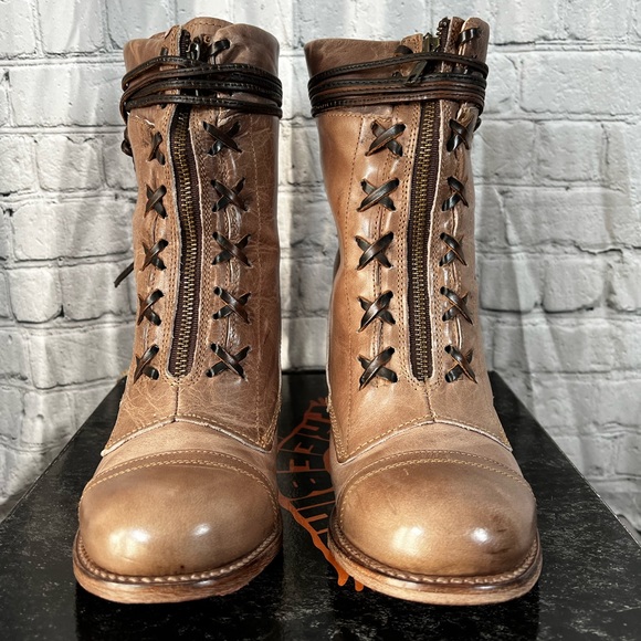 Freebird “Bailey” booties - Picture 3 of 5